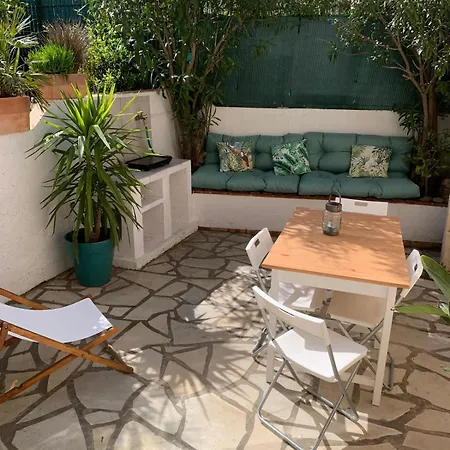 Bright With Small Terrace Apartamento Fréjus